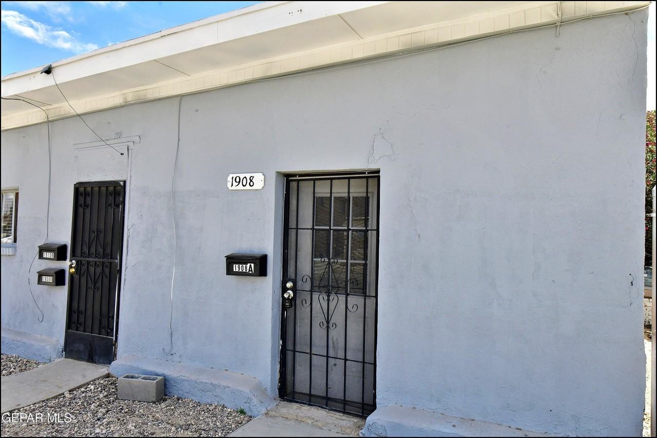 1908 Olive Ave #A - Photo 4 of 22