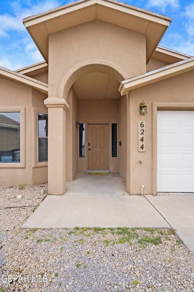6244 Spotted Eagle Dr - Photo 3 of 32