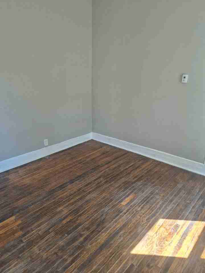 611 Nichol Avenue - Photo 5 of 14