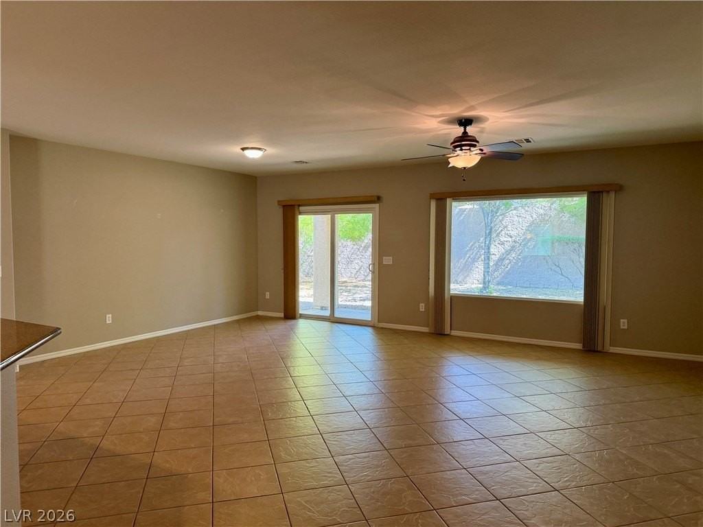 2168 Sawtooth Mountain Dr #0 - Photo 4 of 36