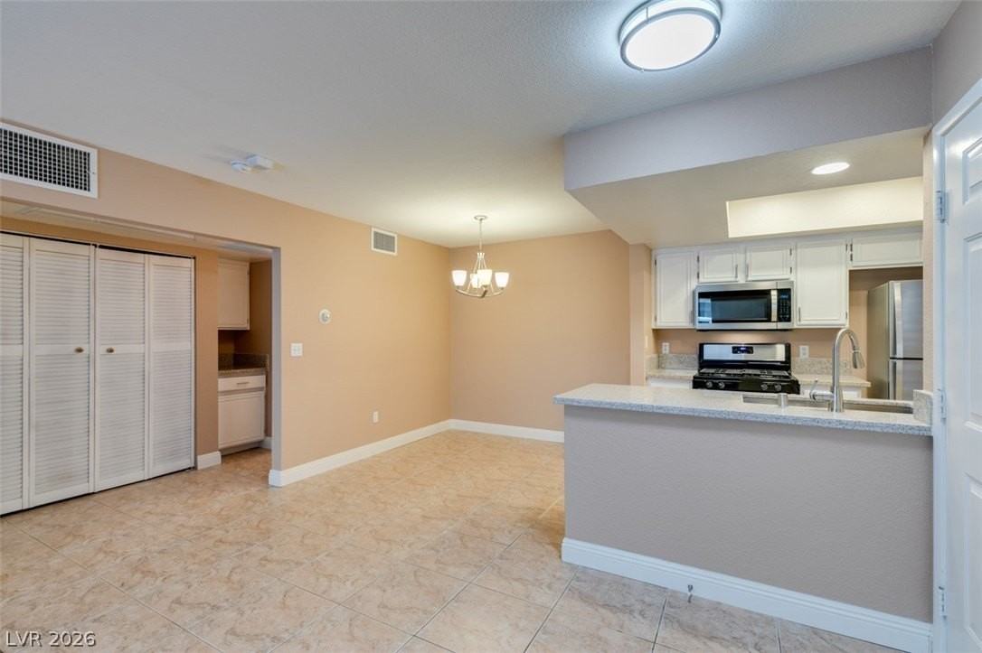 1909 Villa Palms Ct #110 - Photo 3 of 39