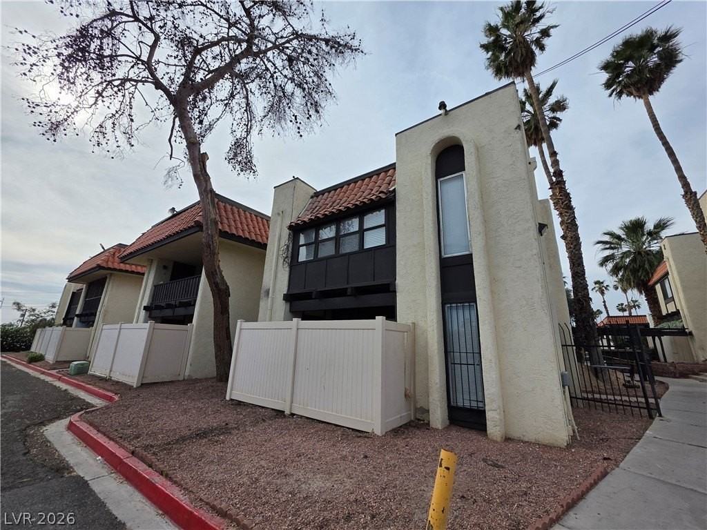 1440 Vegas Valley Dr #8