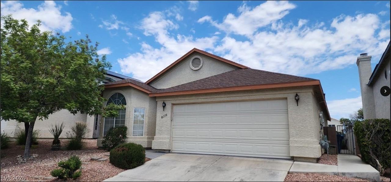8116 Bay Springs Dr - Photo 2 of 26