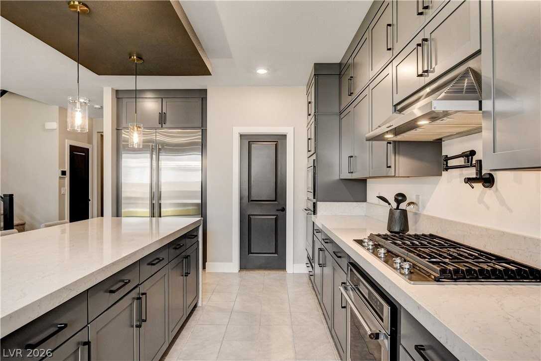 10144 Rebel Coast St - Photo 4 of 27