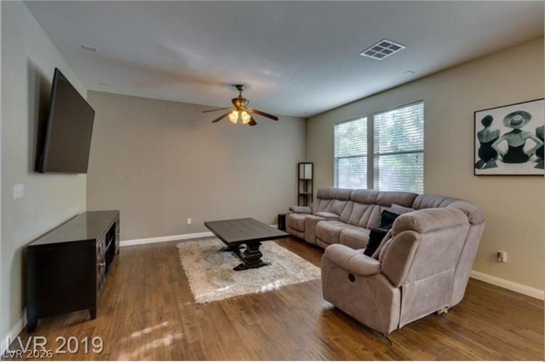 10725 Pearl River Ave - Photo 5 of 18