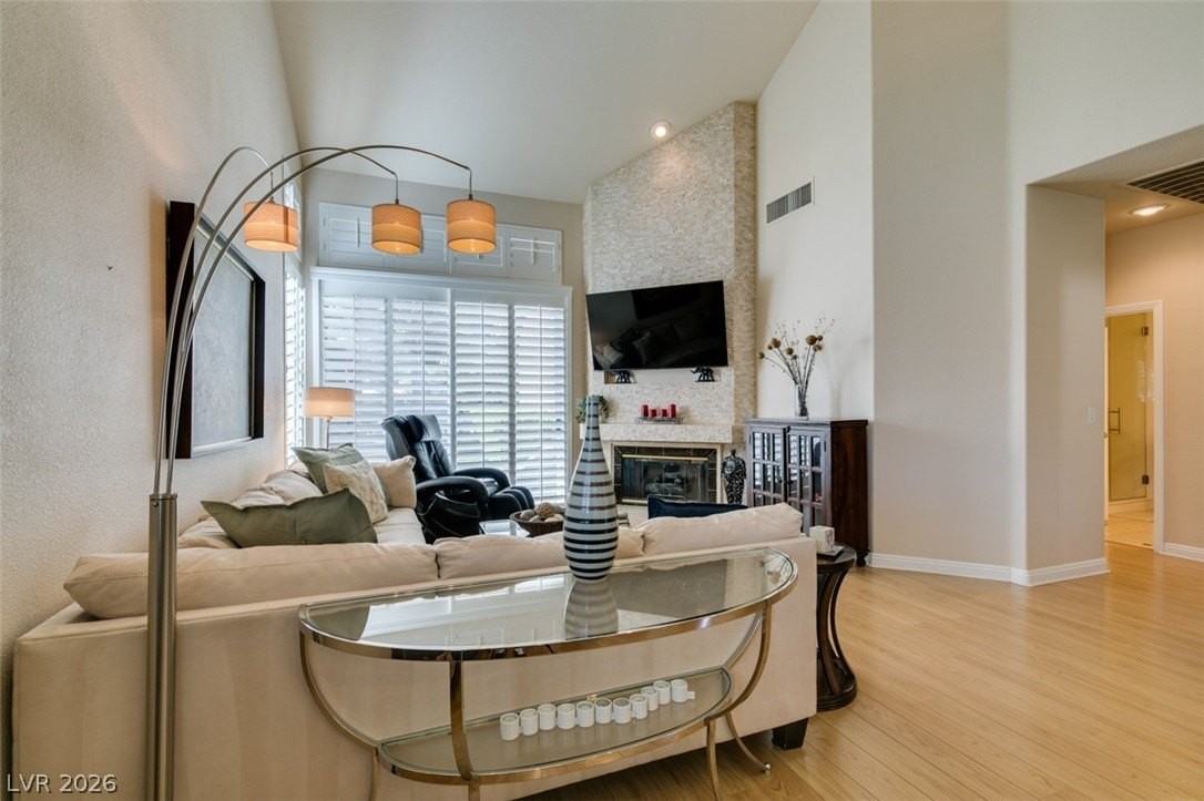8532 Heather Downs Dr - Photo 4 of 21