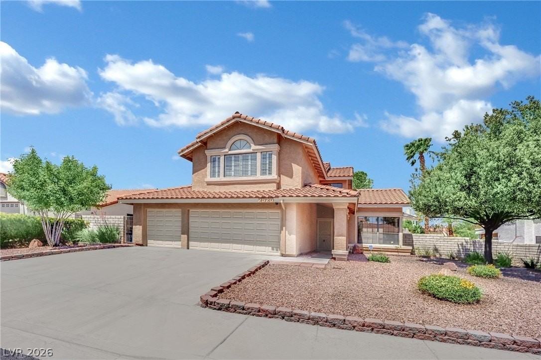 2520 Machado Dr - Photo 3 of 39