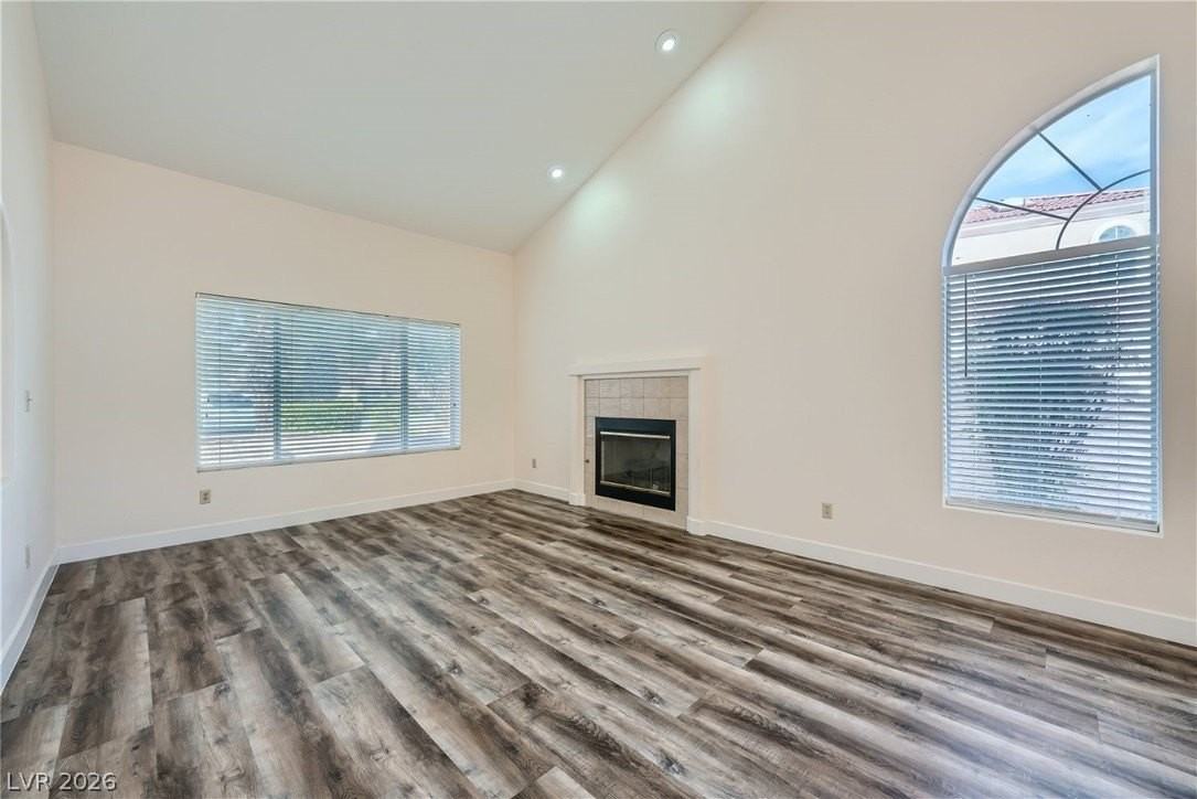 3004 Windy Surf Ct - Photo 4 of 25