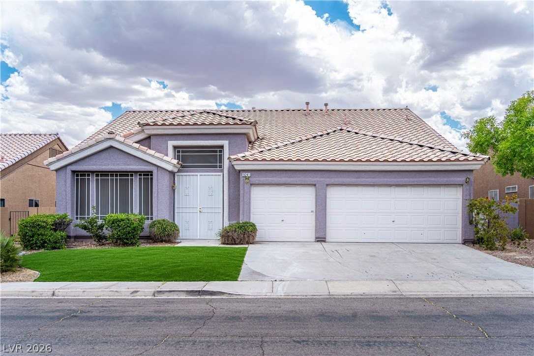 9241 Desert Village Ave - Photo 2 of 50