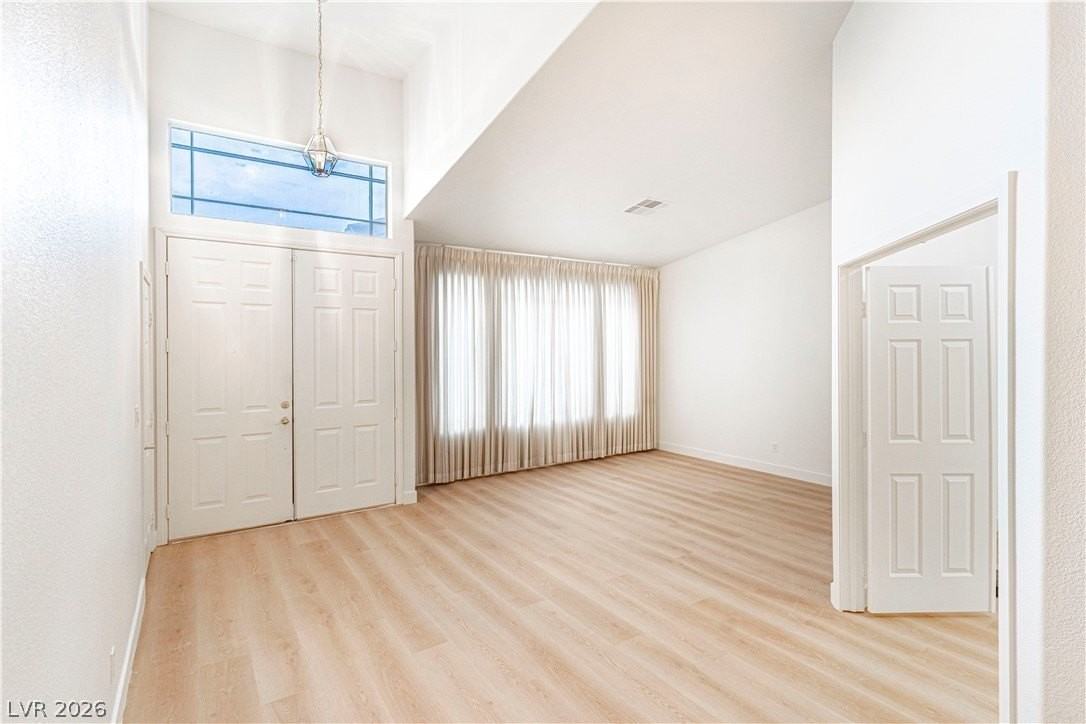 9241 Desert Village Ave - Photo 5 of 50