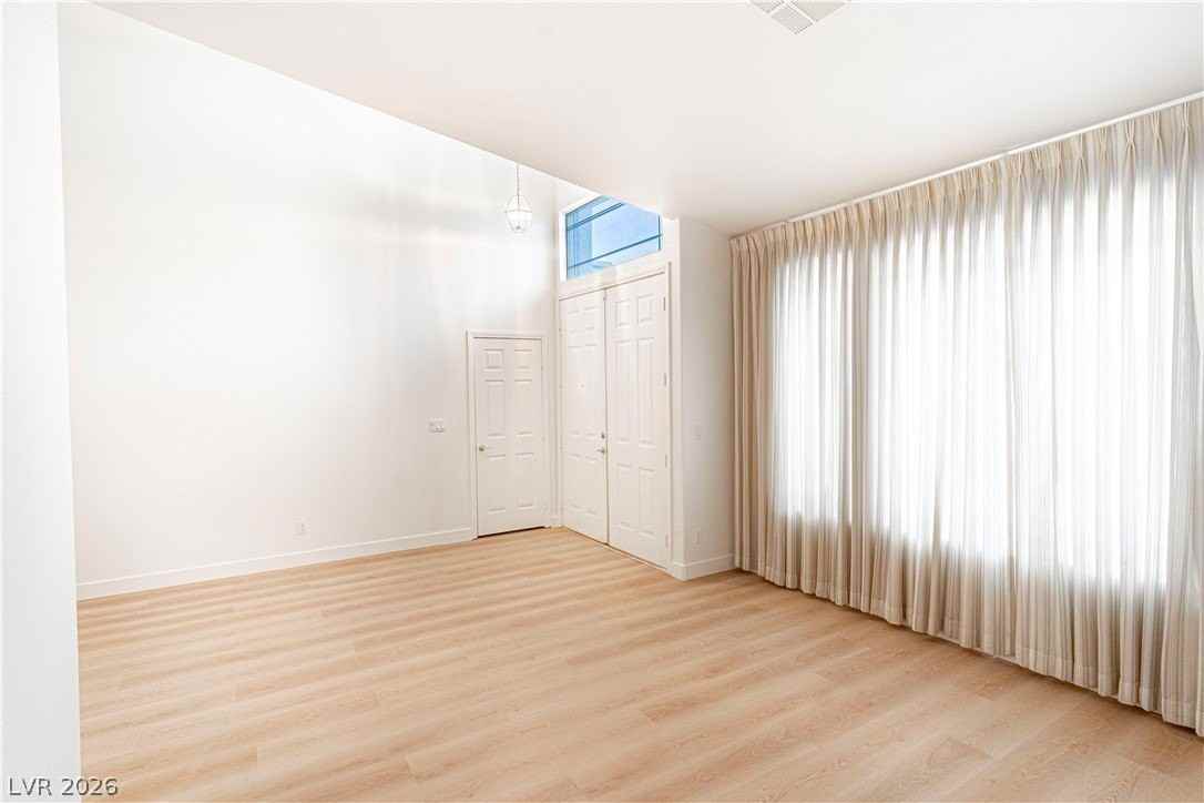 9241 Desert Village Ave - Photo 7 of 50