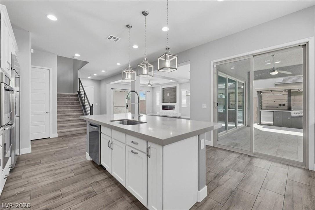 6459 Wild Blue Ct - Photo 7 of 31