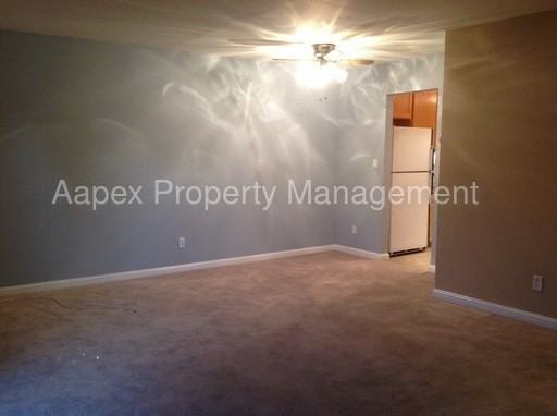 14437 Kings Ct - Photo 3 of 20