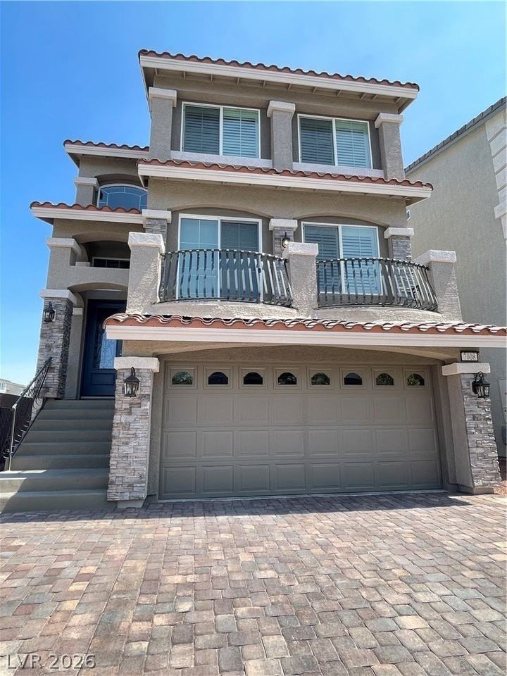 7008 Steele Canyon St - Photo 5 of 33