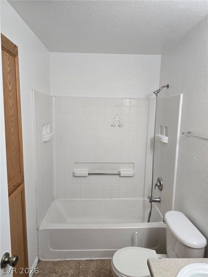 4730 E Craig Rd #2142 - Photo 7 of 8