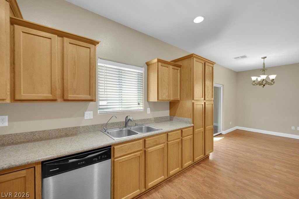 5675 Diamond Palm Ct - Photo 3 of 18