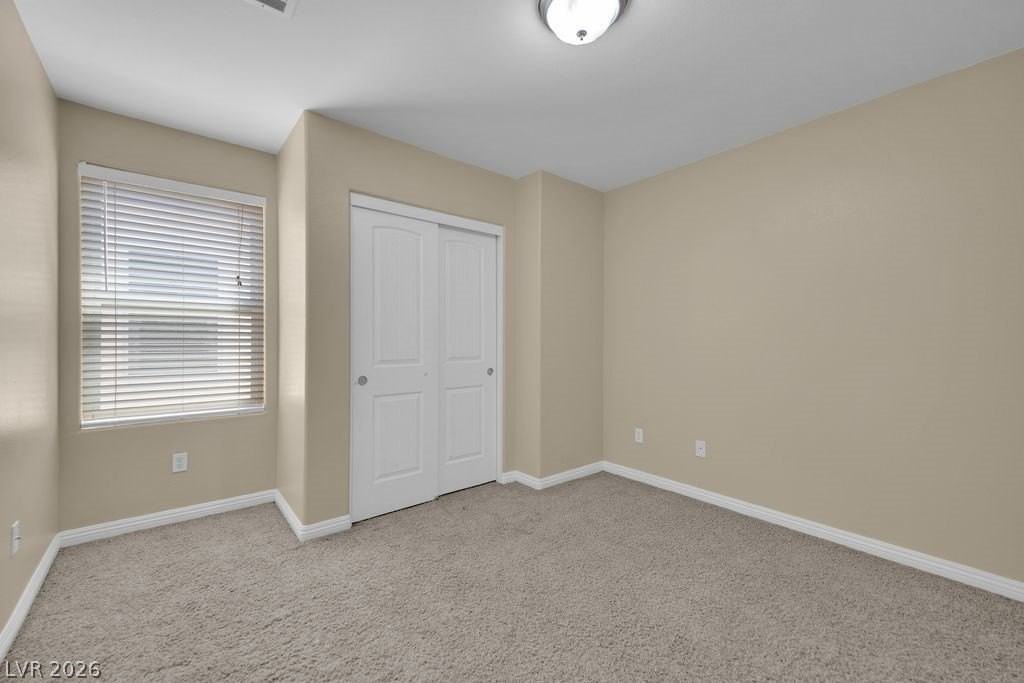 5675 Diamond Palm Ct - Photo 5 of 18