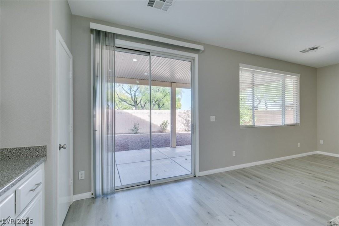 10928 Sutter Hills Ave - Photo 5 of 47