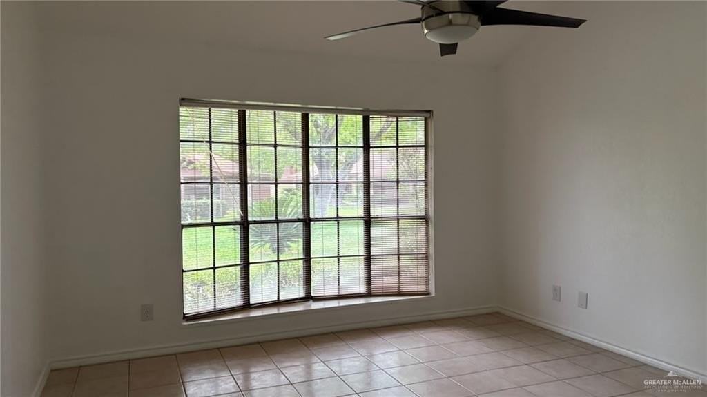 901 E Dallas Ave #16 - Photo 7 of 17