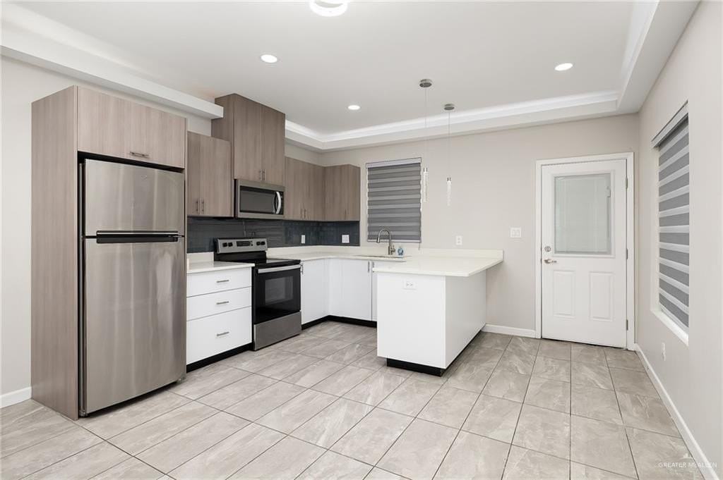 3802 N Robin Ave #3 - Photo 5 of 14