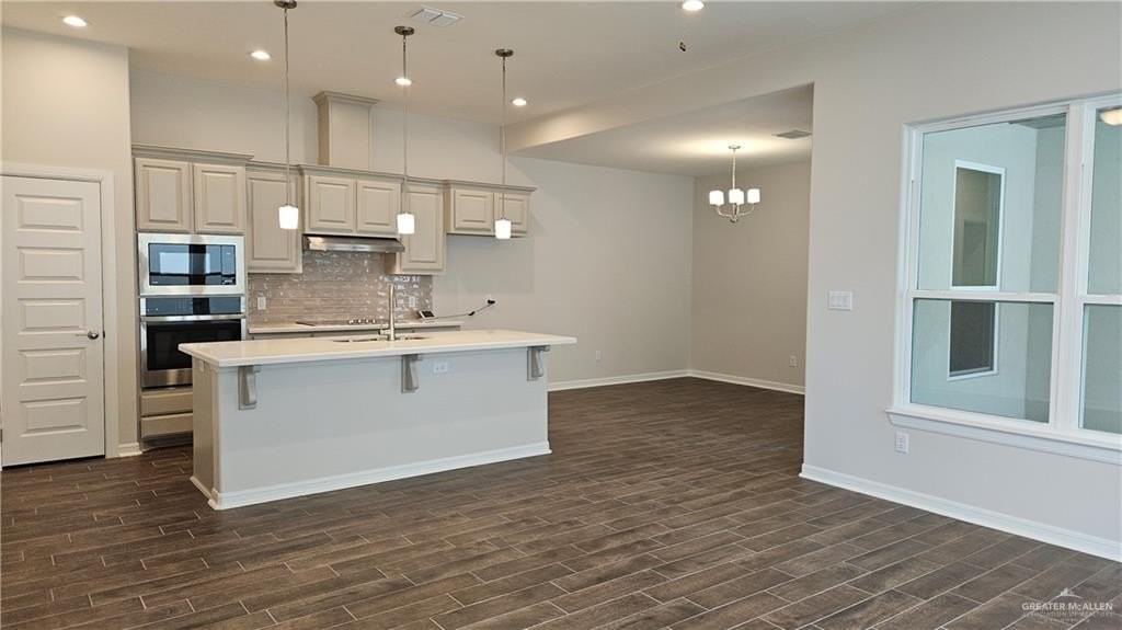 10328 N 13th St - Photo 4 of 30