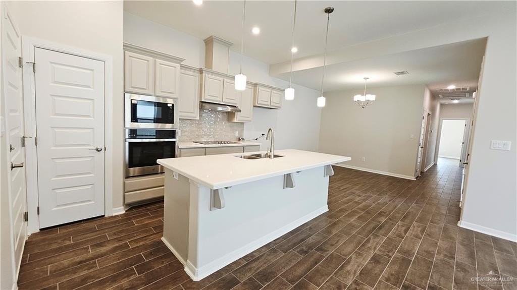 10328 N 13th St - Photo 5 of 30