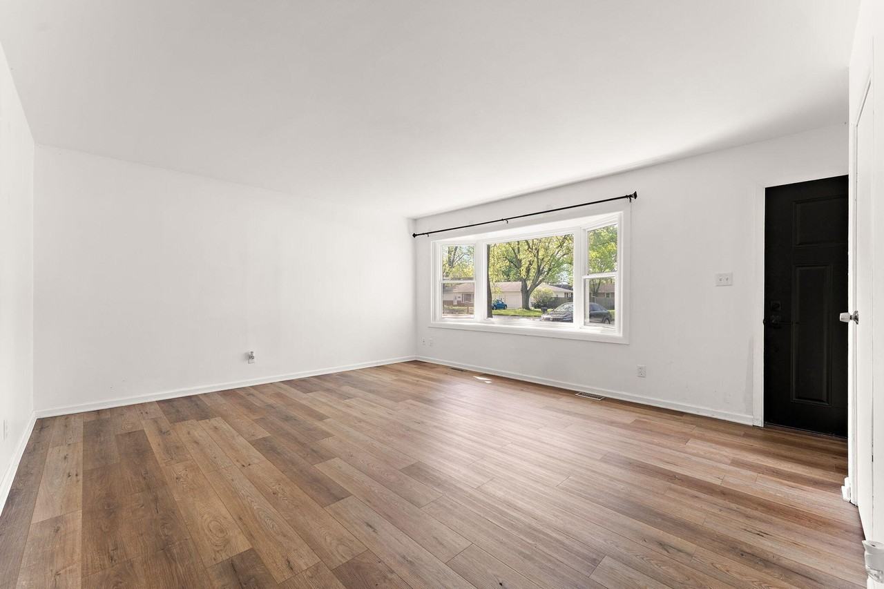 2201 Ade Ave - Photo 5 of 20