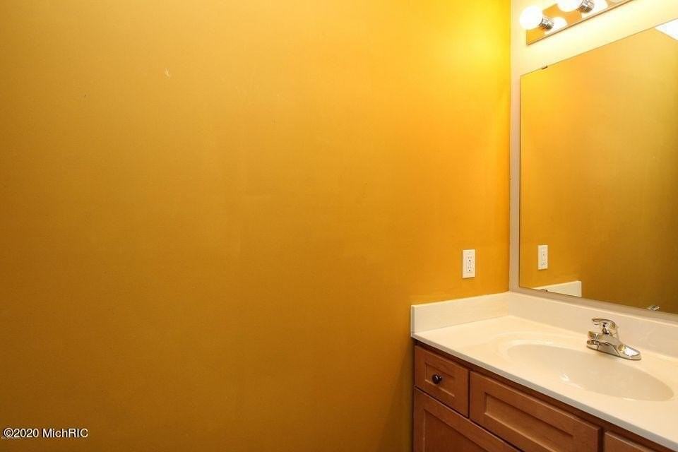 5890 E Lyn Haven Dr Se #55 - Photo 3 of 26