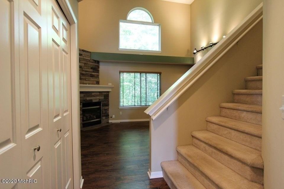 5890 E Lyn Haven Dr Se #55 - Photo 4 of 26
