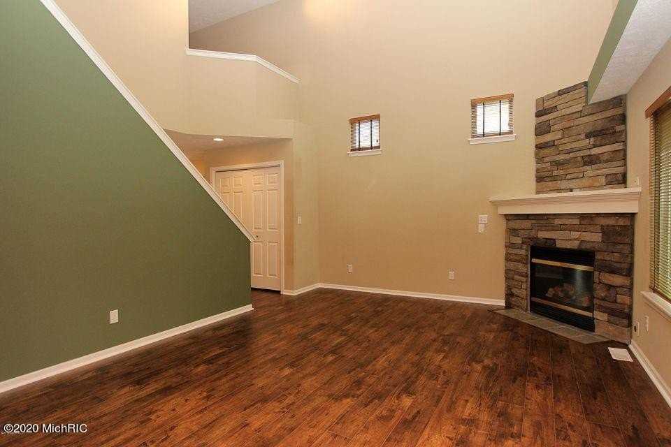 5890 E Lyn Haven Dr Se #55 - Photo 5 of 26