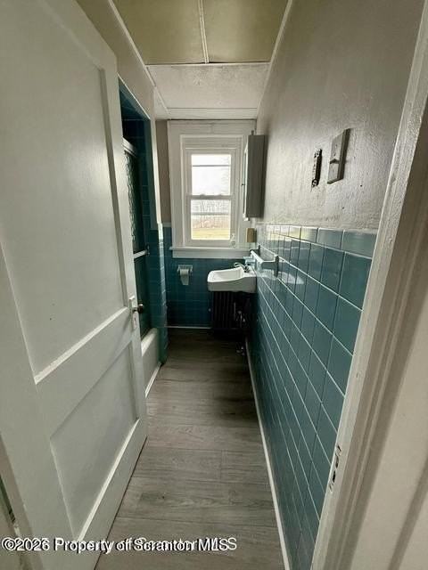 394 Tripp St - Photo 4 of 11