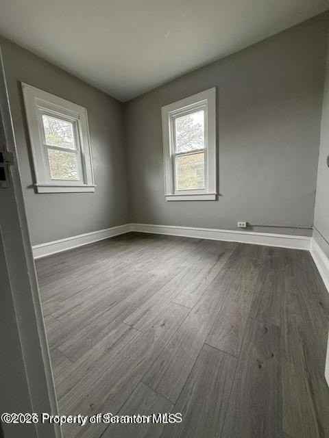 394 Tripp St - Photo 7 of 11