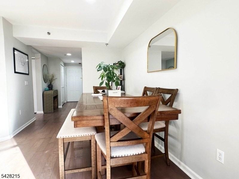 406 Jefferson Ct #PH6 - Photo 2 of 14