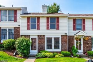 featured image of 12 Liberty Ln