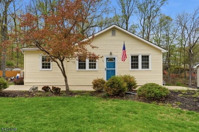 32 Coolidge Trl - Photo 2 of 18