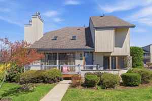 featured image of 9 Talbot St