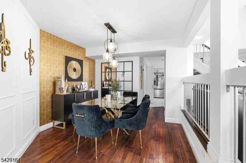 9 Talbot St - Photo 7 of 21