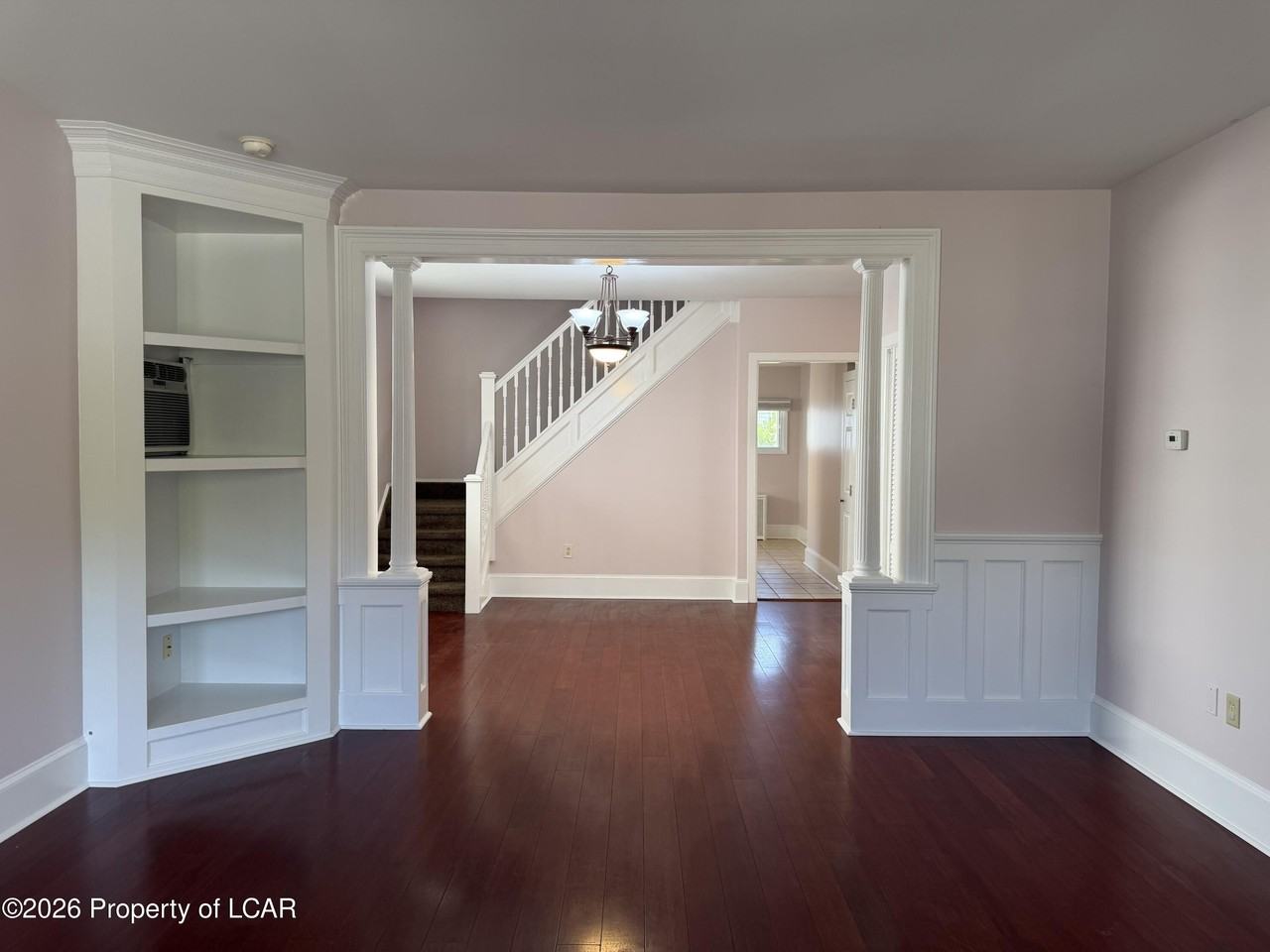 252 S Main St - Photo 2 of 17