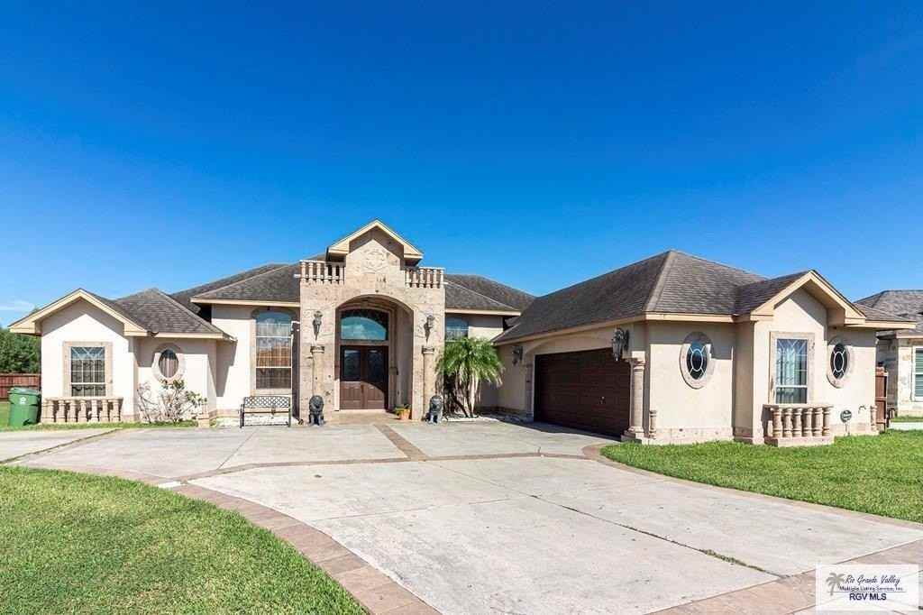 7072 Lago Vista Blvd - Photo 2 of 27