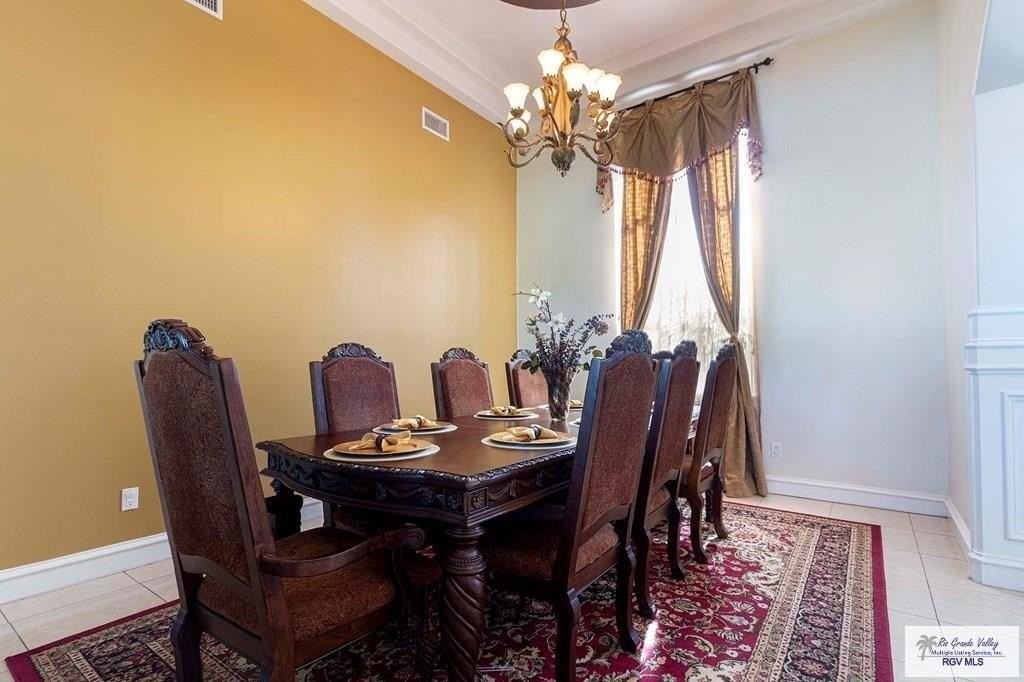7072 Lago Vista Blvd - Photo 5 of 27