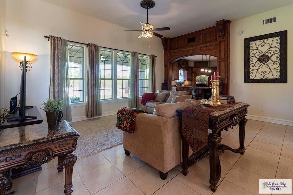 7072 Lago Vista Blvd - Photo 7 of 27