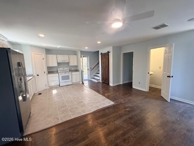 309 Country Club Ln - Photo 4 of 19