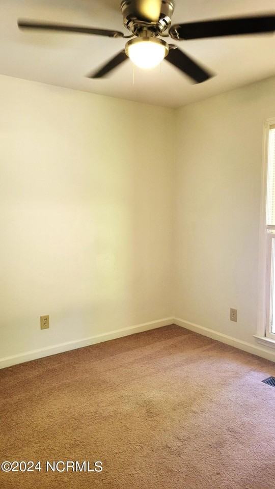 356 Broadmeade Dr - Photo 6 of 50
