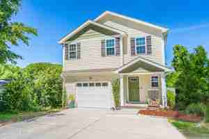 featured image of 268 N Hale St