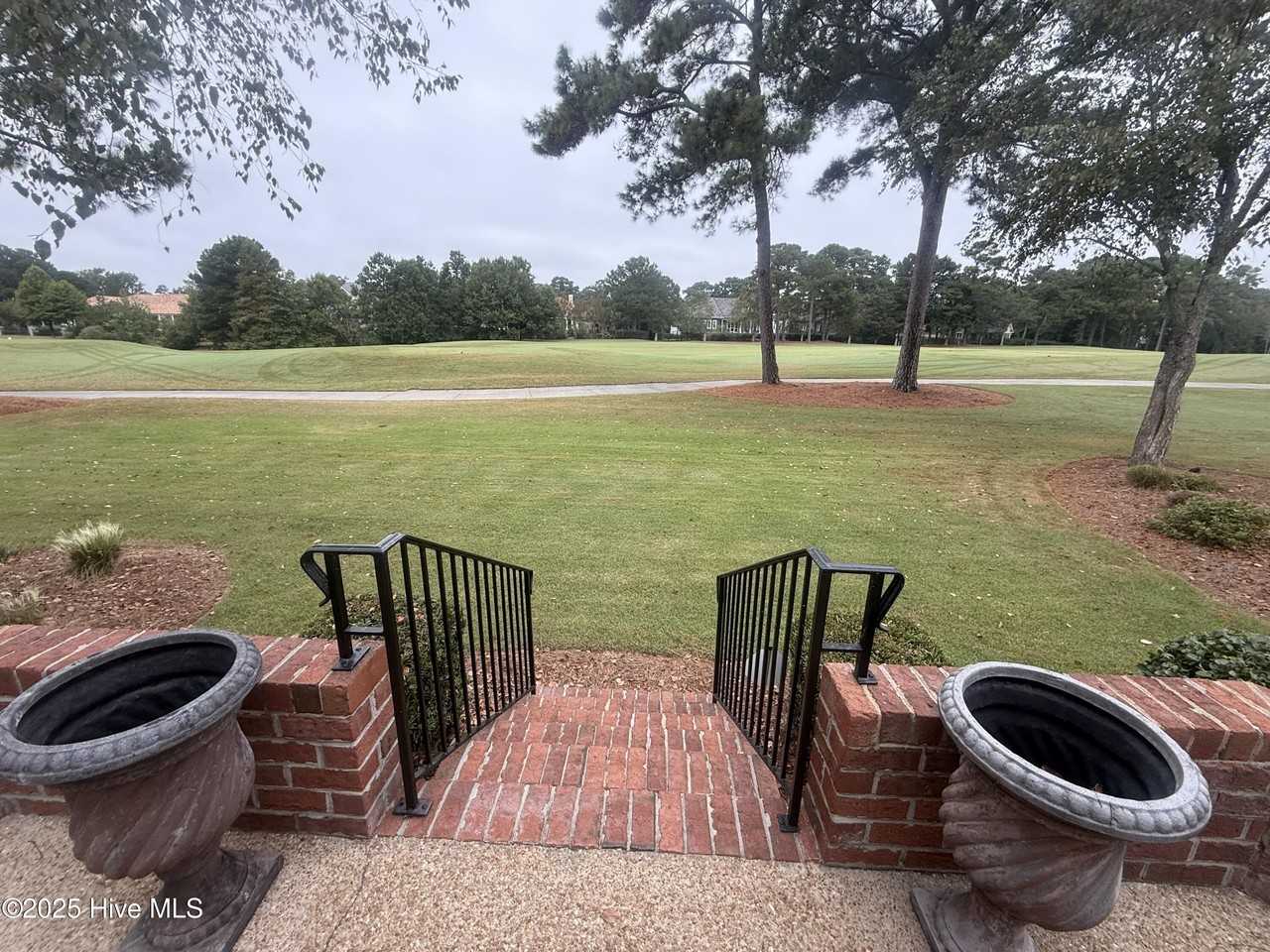 2105 Lytham Ct - Photo 7 of 31