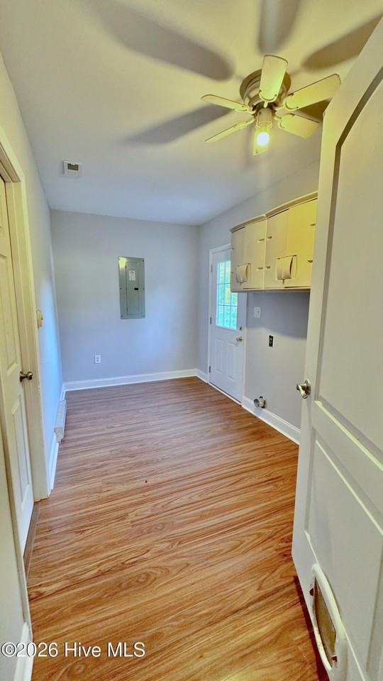 130 Parnell Rd - Photo 5 of 11