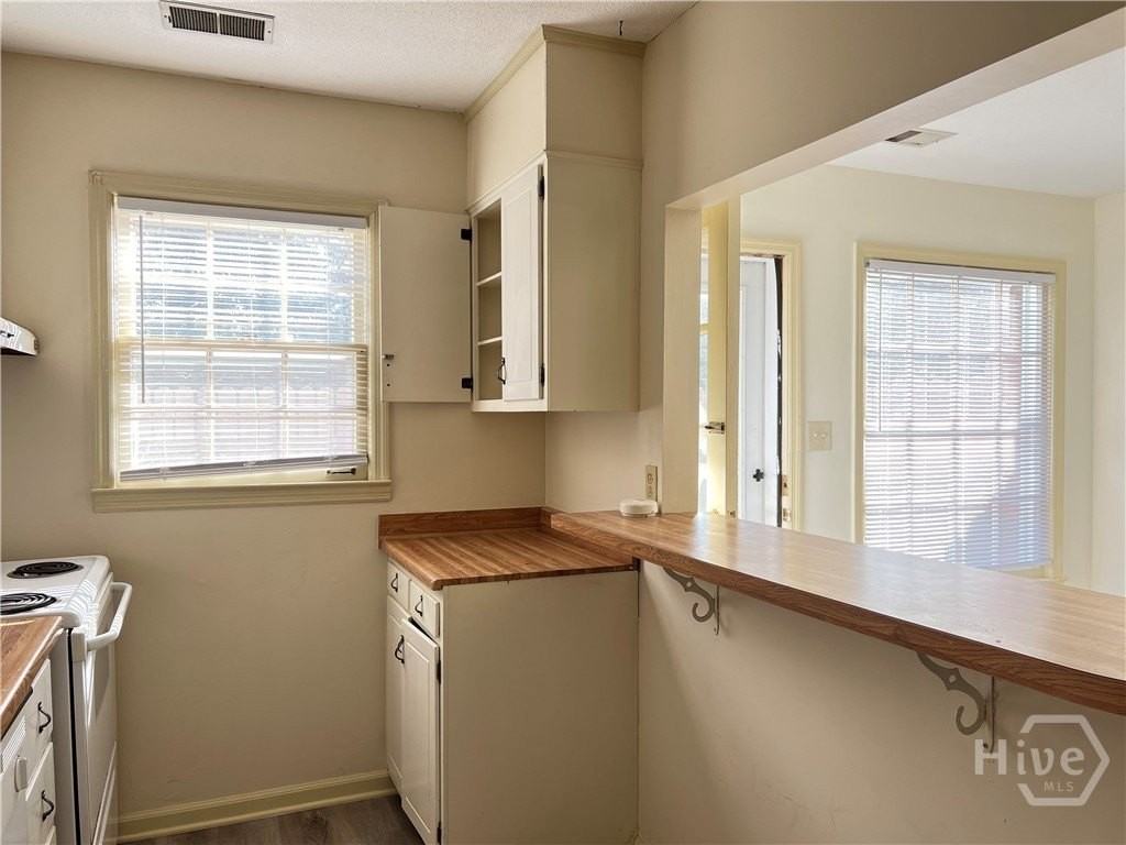 315 S Pope St #1 - Photo 5 of 11