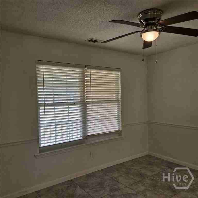 711 Plantation Dr - Photo 6 of 28