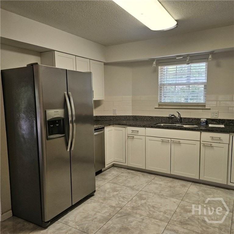 711 Plantation Dr - Photo 7 of 28