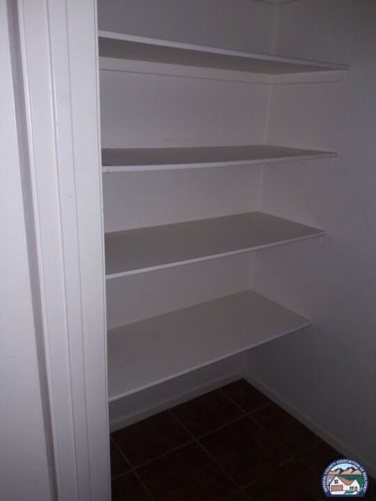 642 W Brewer Rd - Photo 7 of 15